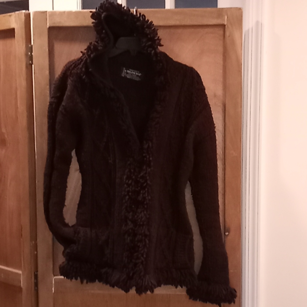 Handcrafted "SISANDINA" 100% Wool zipper front jac